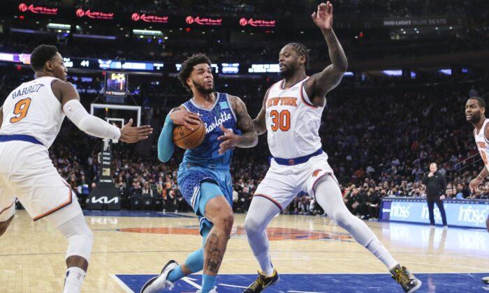 NBA Roundup: Devin Booker Scores 48 as Suns Top Spurs