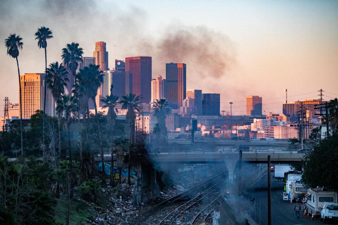 Homicides Reach 15-Year High in Los Angeles in First Half of Year