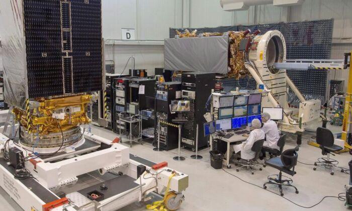 Canada Announces Grants to Help Companies Use Satellite Data