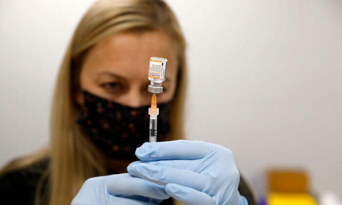 Poll: One-Third of Americans Say They Haven’t Gotten a COVID-19 Vaccine