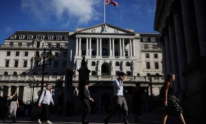 UK Central Bank Raises Interest Rates to 2.25 Percent, Highest Since 2008