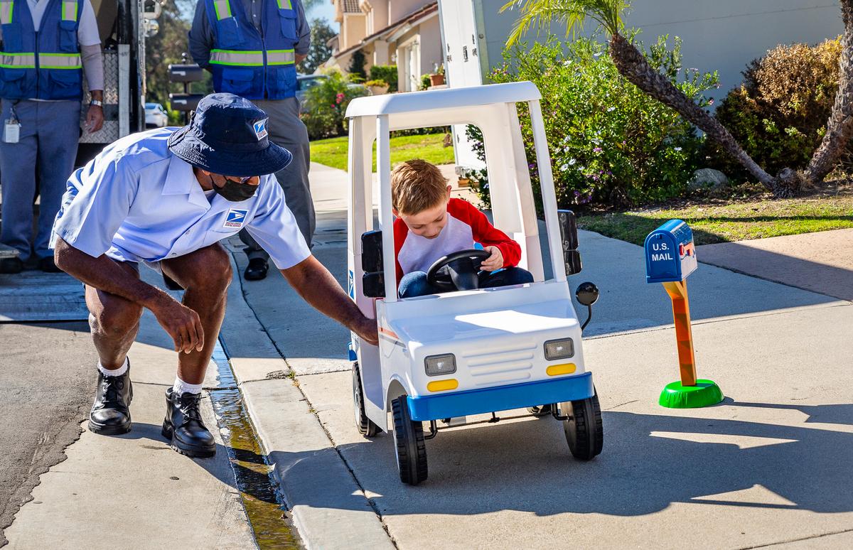 United States Postal Service Grants 7-Year-Old Cancer Patient Honorary Title