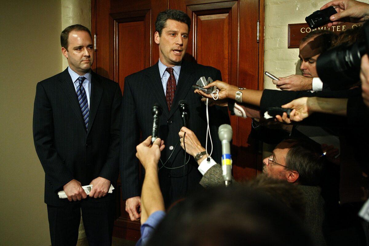 Timothy Heaphy (C) speaks to reporters in Washington in a file photograph. (Chip Somodevilla/Getty Images)