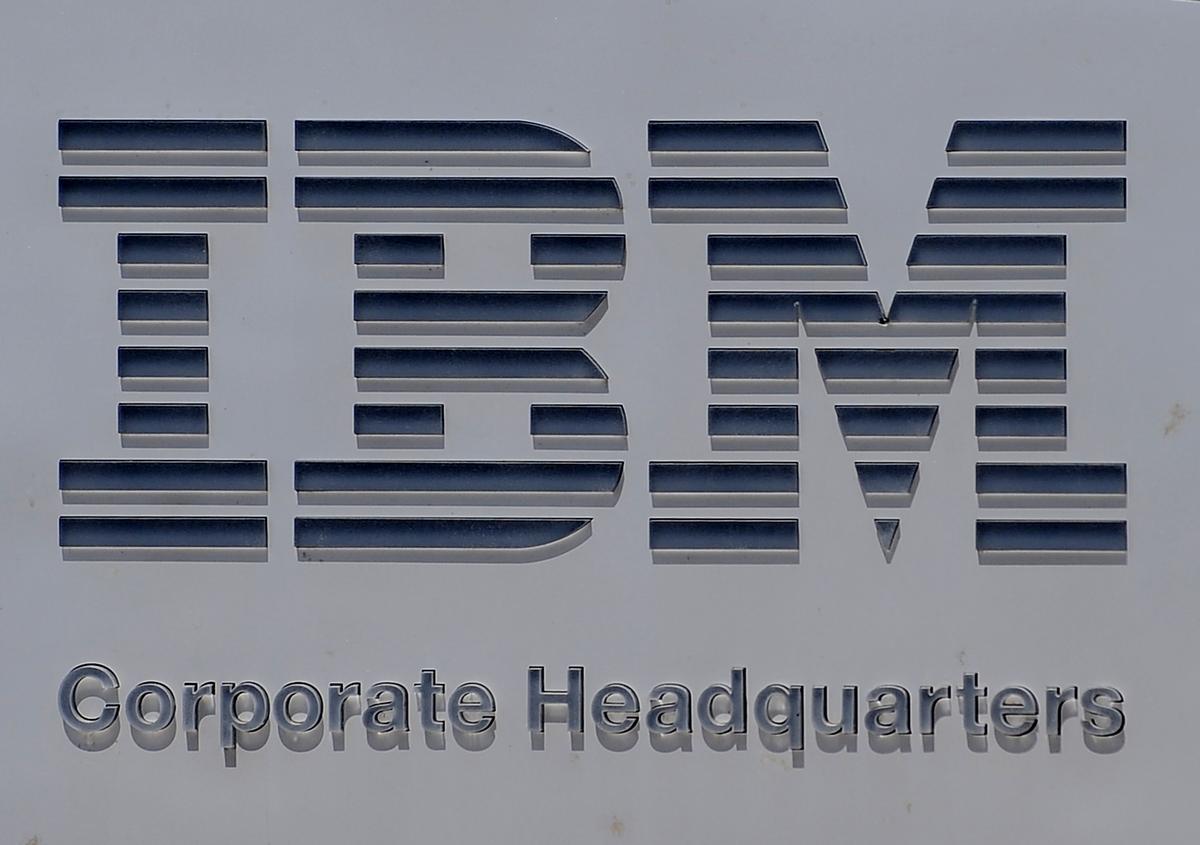 Analysts Remain Divided on IBM Post Q4 Results
