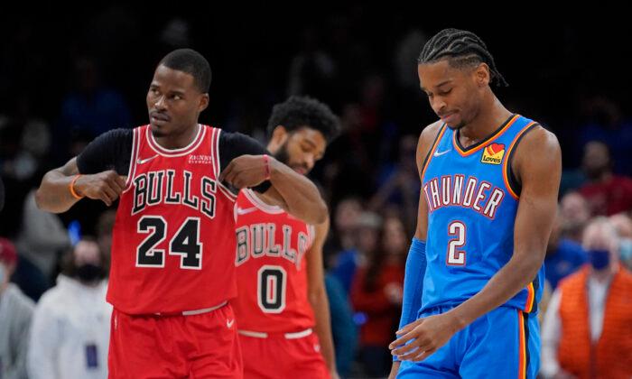 Vucevic, Bulls Withstand Late Thunder Rally, Win 111–110