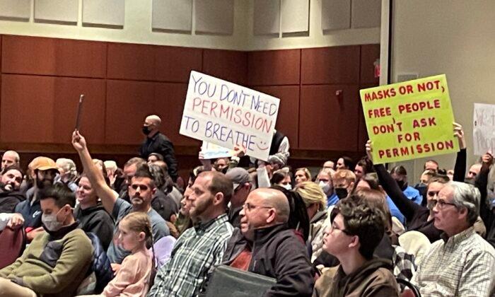‘Segregation’: Parents Protest Schools’ Differential Treatment of Unmasked Students in Loudoun County