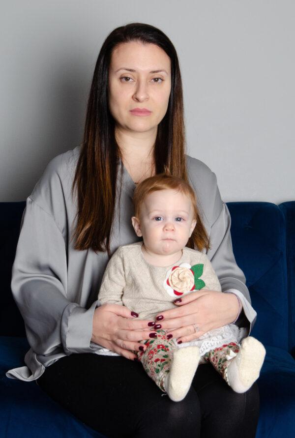 Three-time plaintiff and unvaccinated New York City teacher Rachel Maniscalco and her daughter Julia. (Dave Paone/The Epoch Times)