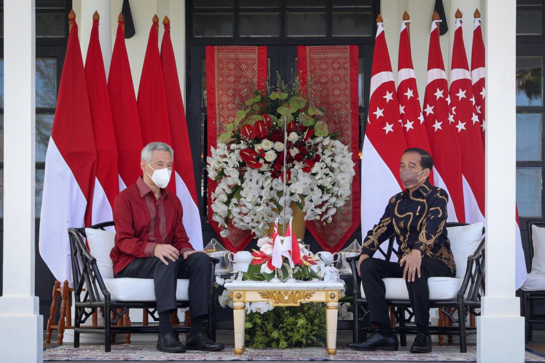 Singapore, Indonesia Sign Agreements to Resolve ‘Longstanding’ Bilateral Issues