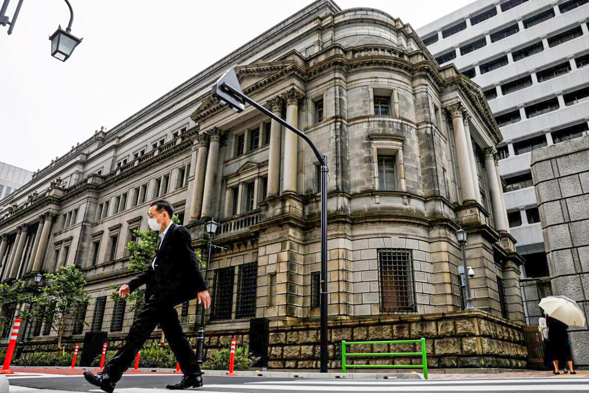 BOJ Debated Chance of Inflation Pick-Up Towards 2 Percent as Price Hikes Broaden