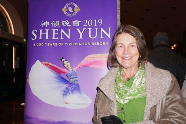 Charlene Kopansky at Shen Yun Performing Arts at Salzburg's Großes Festspielhaus on Jan. 25, 2022. (Qing Rui/The Epoch Times)