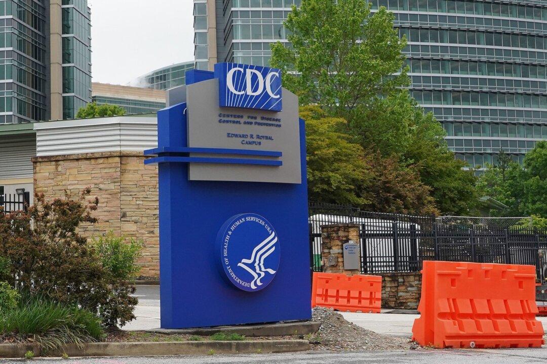 People With Weak Immune Systems Should Get 4 COVID-19 Shots Within Months: CDC