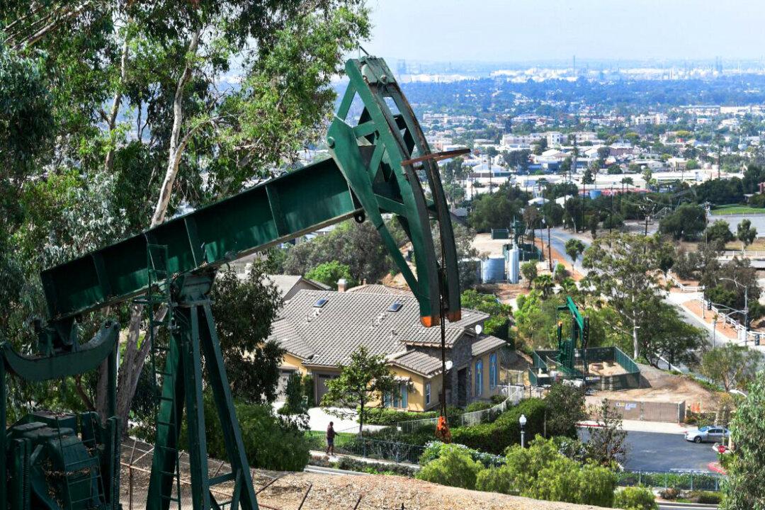 Los Angeles to Ban Oil and Gas Wells