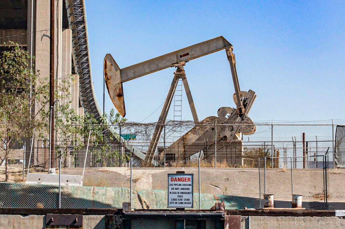 An oil pump in Long Beach, Calif., on Oct. 27, 2021. (John Fredricks/The Epoch Times)