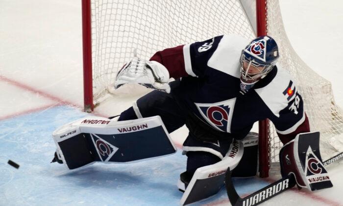 NHL Roundup: Pavel Francouz’s Shutout Gives Avs 7th Straight Win