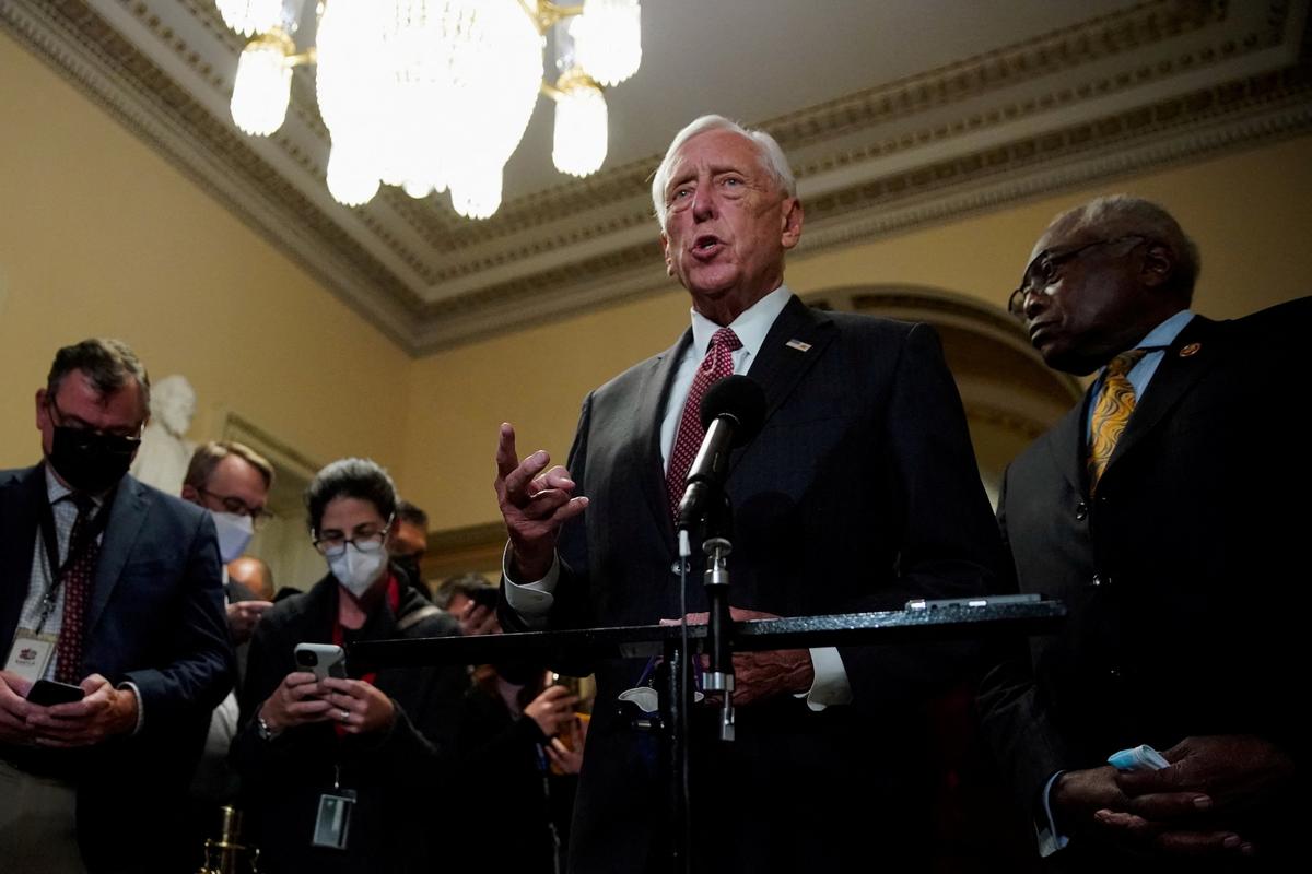 US House to Take Up Bill Next Week on China Competition, Chips Industry