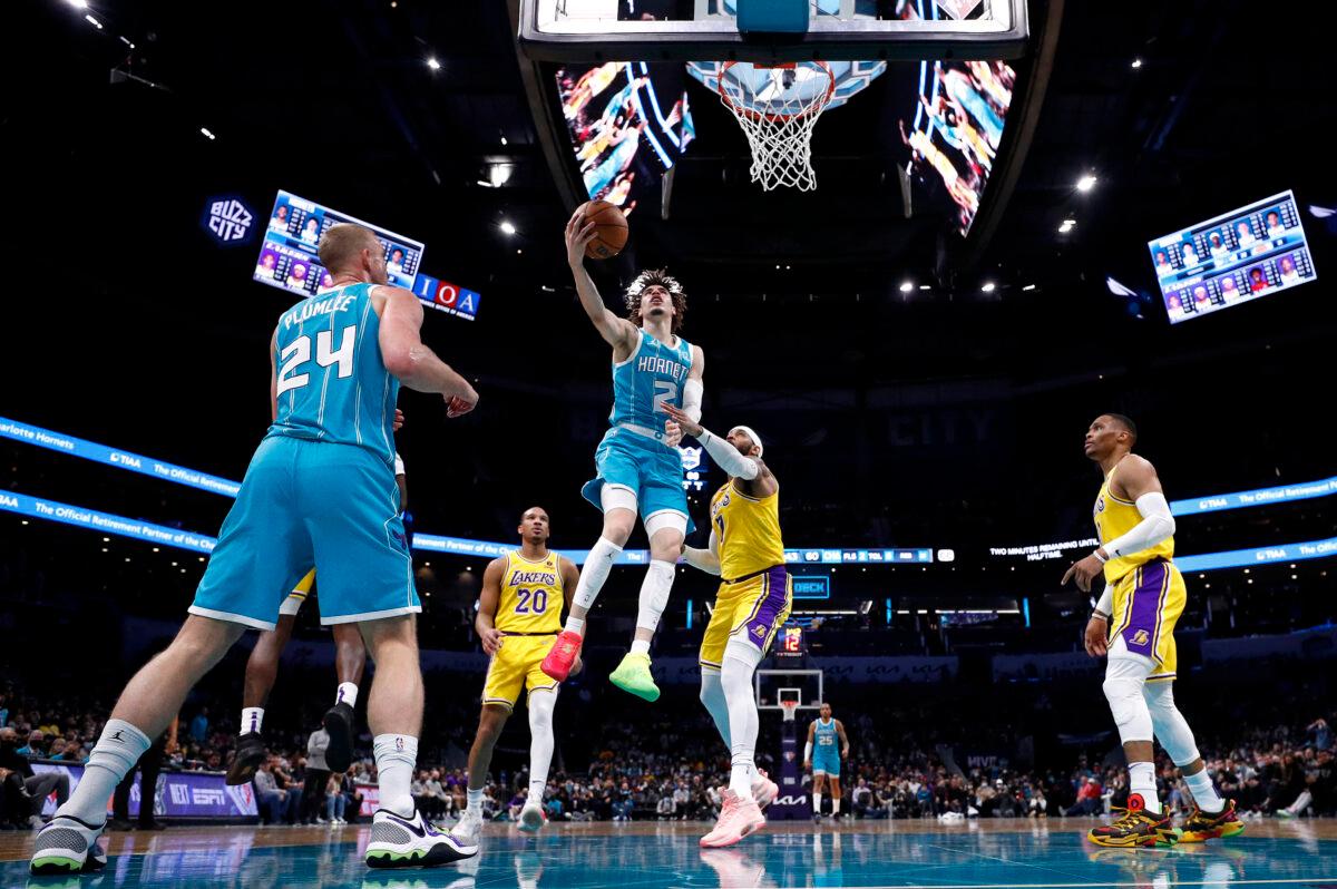 LaMelo Ball #2 of the Charlotte Hornets attempts a lay up during the first half of the game against the Los Angeles Lakers at Spectrum Center, in Charlotte, on Jan. 28, 2022. (Jared C. Tilton/Getty Images)