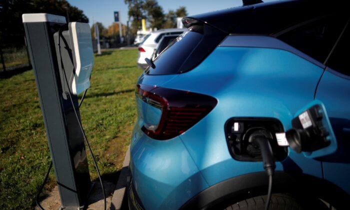 Self-Charging Hybrids Outsell Diesel in Europe for First Time: ACEA