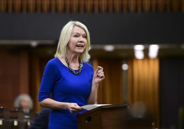  Conservative Party interim Leader Candice Bergen rises during the question period in the House of Commons on Parliament Hill in Ottawa on June 21, 2021. (Sean Kilpatrick/The Canadian Press)