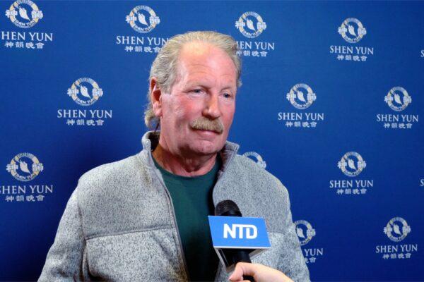Brad Buckner at the Shen Yun Performing Arts performance at Cheyenne Civic Center in Cheyenne, Wyo., on Feb. 2, 2022. (NTD)