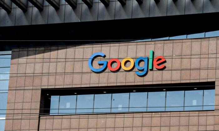 Google Faces Scrutiny From French, Russian Regulators