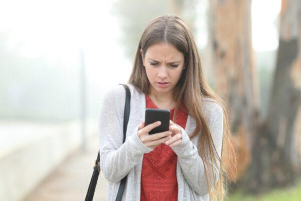 Smartphones are increasing the anxiety teens are already facing. Limiting screen time and supervising your children's social media can help parents identify when children are dealing with stress and anxiety. (Shutterstock)
