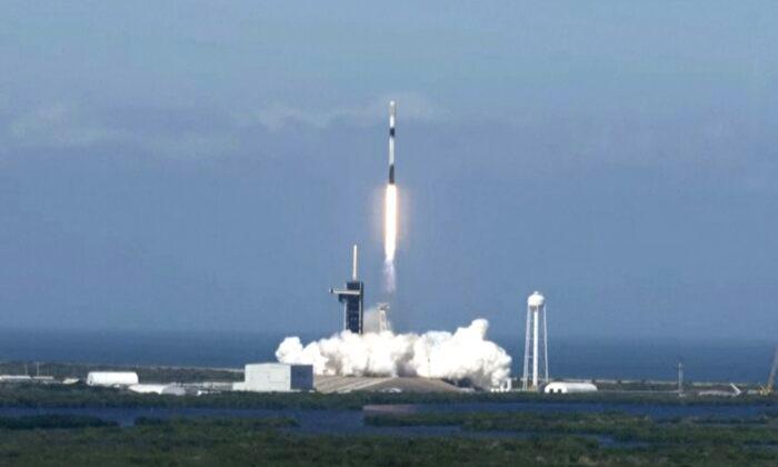 SpaceX Launches 49 Starlink Satellites Into Orbit