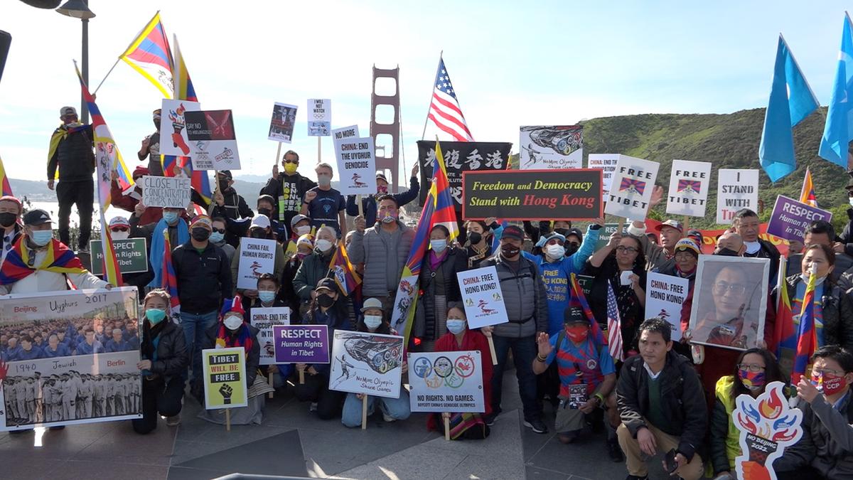 Human Rights Groups March Across Golden Gate Bridge to Protest Beijing Olympics