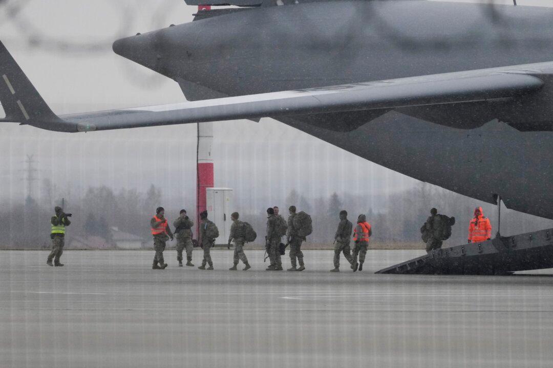US Troops Arrive in Poland to Reinforce Eastern Europe Allies Amid Russian Military Buildup