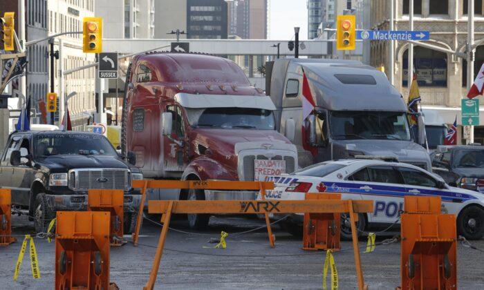 Judge Grants 10-Day Injunction to Stop Truckers From Honking at Ottawa Protest