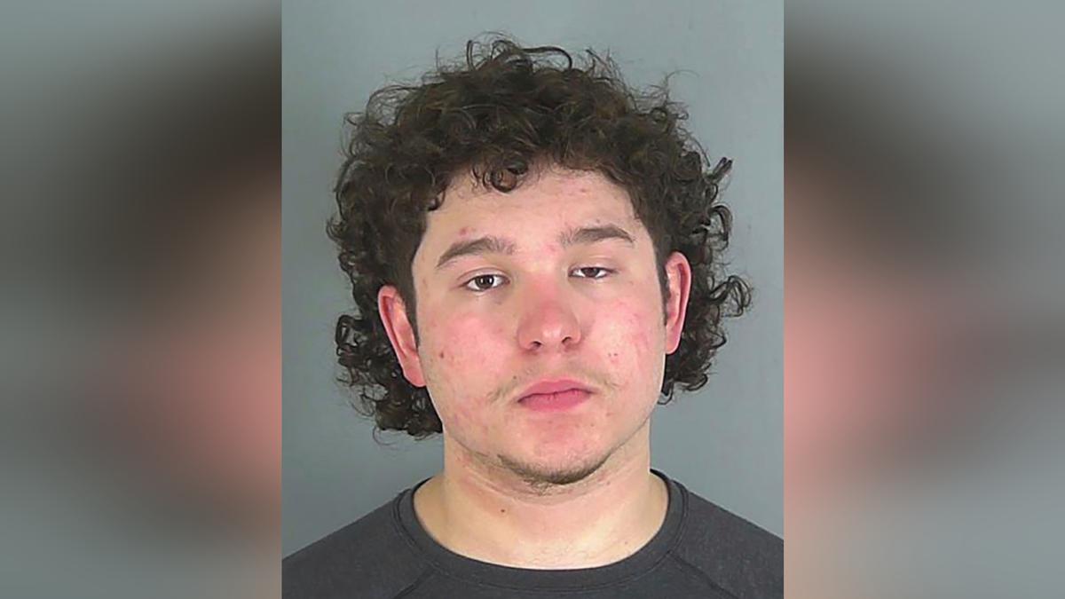 Former ‘American Idol’ Star Charged in Fatal DUI Crash