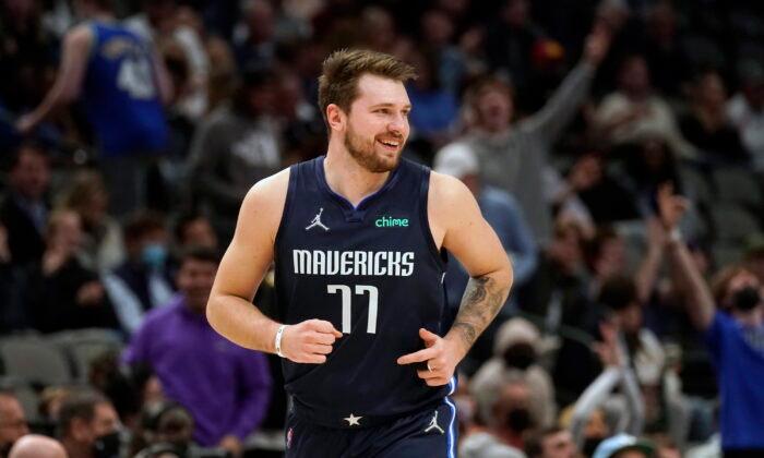 Doncic Scores 28 in 1st, 51 Total, Mavs Top Clippers 112–105