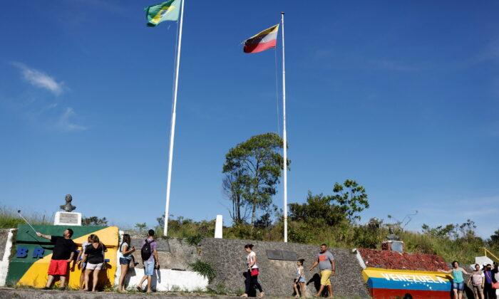 Venezuela Reopens Border With Brazil After 2 Years