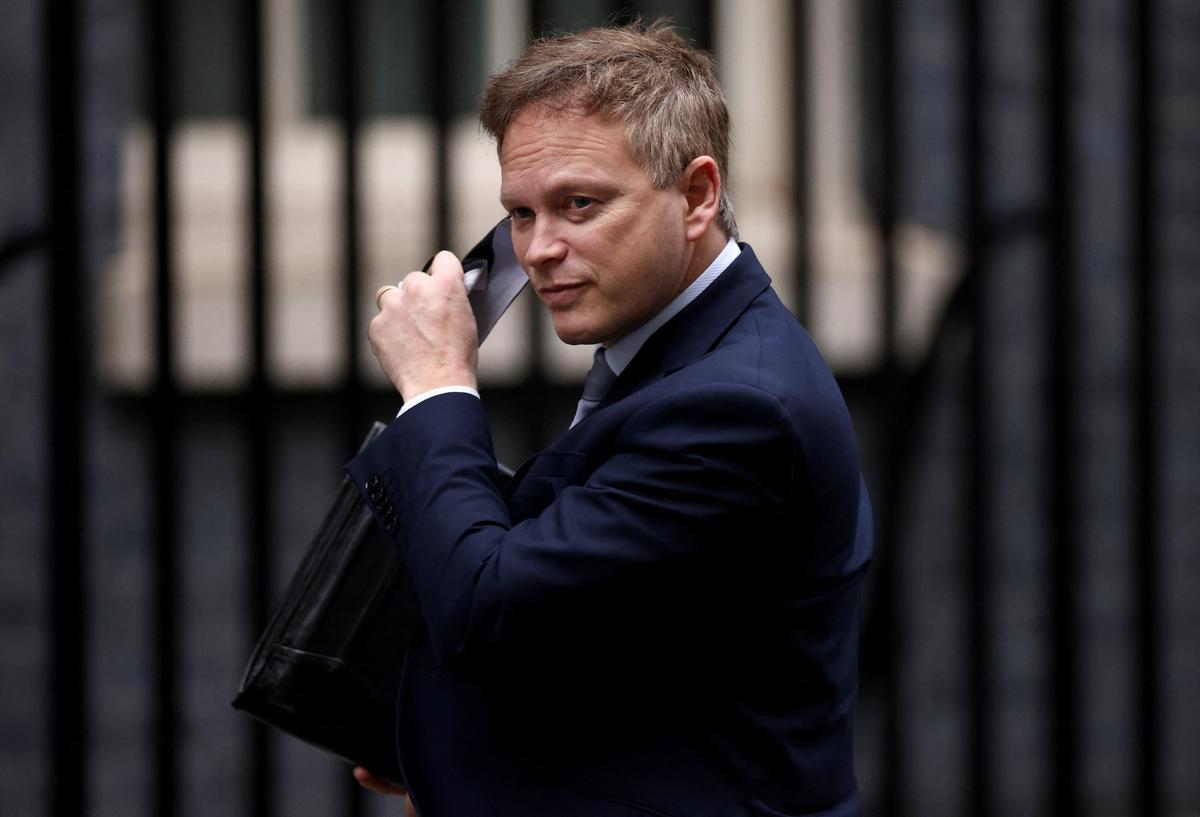 UK Bans Russian Private Jets From Its Airspace