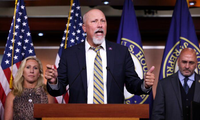 Rep. Chip Roy ‘Dear Colleague’ Letter Asks Lawmakers to Block Funding for DHS Until Border Security Demands Met