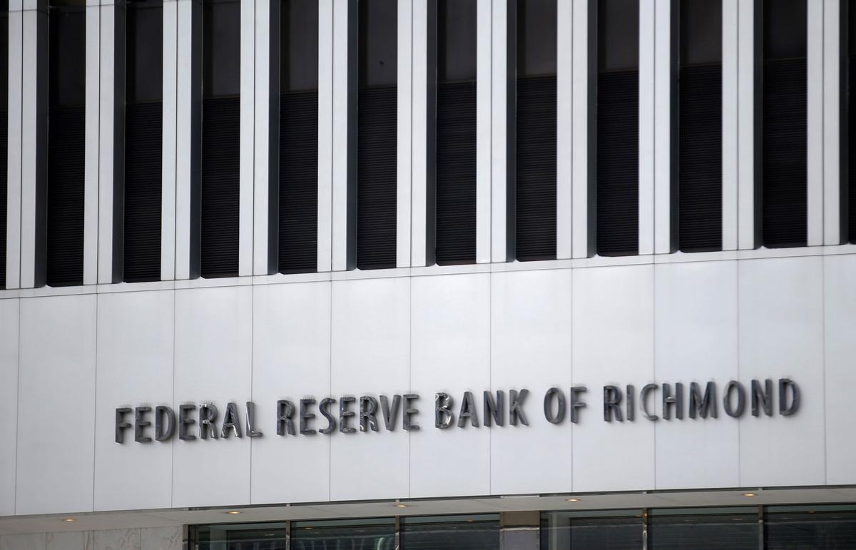 Fed’s Barkin: ‘I’d Have to Be Convinced' of Need for Half-Point Rate Hike