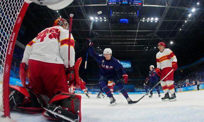 China’s Foreign-Sourced Ice Hockey Team Suffers Crushing Defeat to US on Olympic Debut