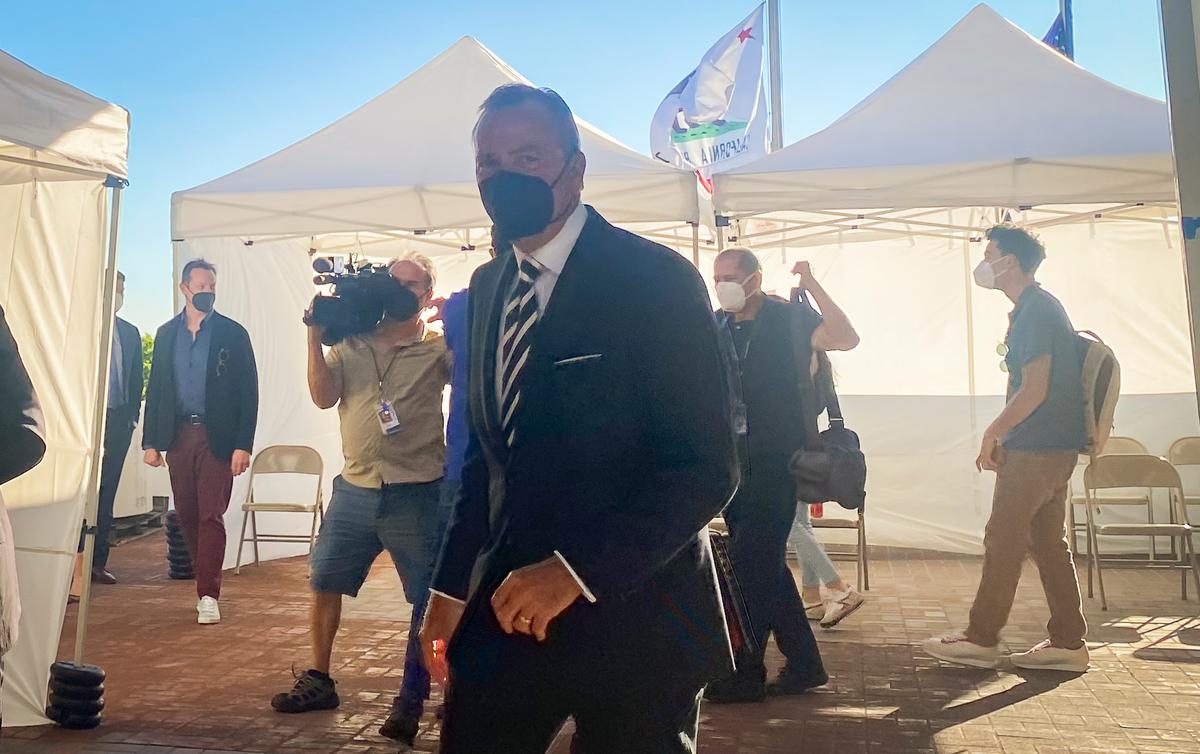 Billionaire Rick Caruso Officially Joins LA Mayoral Run