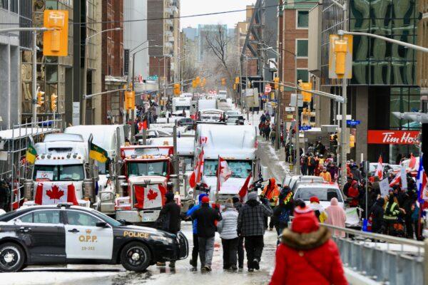 Protesters demonstrate against COVID-19 mandates and restrictions in Ottawa on Feb. 12, 2022. (Jonathan Ren/The Epoch Times)