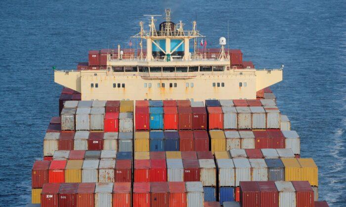 Demand Shock Behind Global Bottlenecks Should Ease in Months: WTO