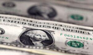Dollar Rebound Extends for 3rd Day Before Fed’s Powell Speech