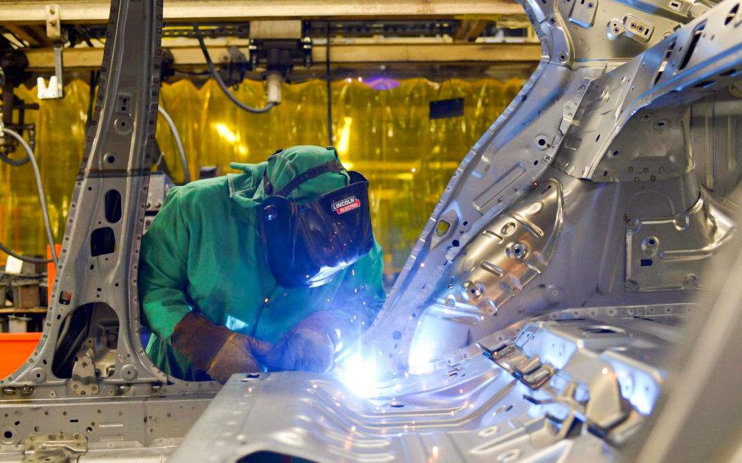 High Inflation, Hiring Woes Continue to Hammer US Firms: Fed Survey