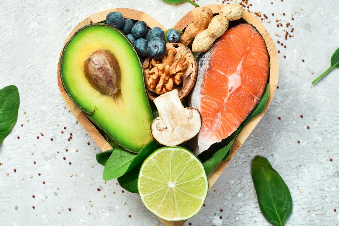 7 Ways to Prevent and Even Reverse Heart Disease With Nutrition