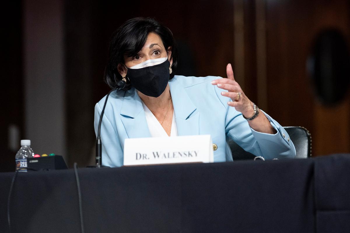 CDC Not Changing Mask Guidance Despite Plunging Cases, Hospitalizations