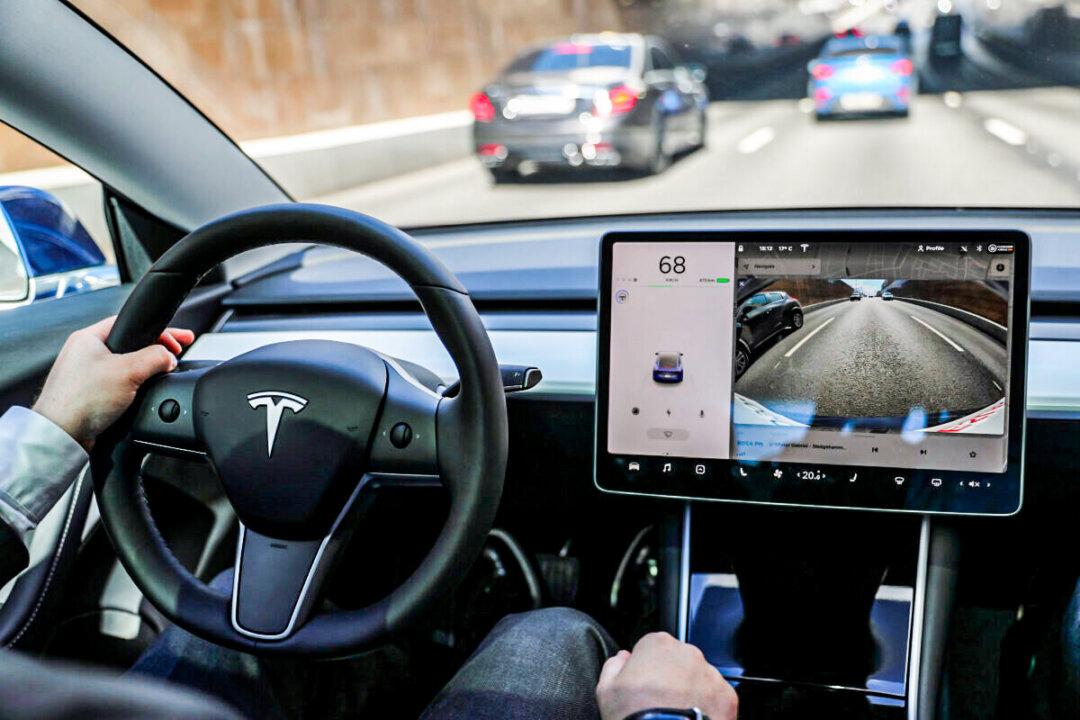 Tesla Faces New Probe Over Claims of ‘Phantom Braking’ at High Speeds