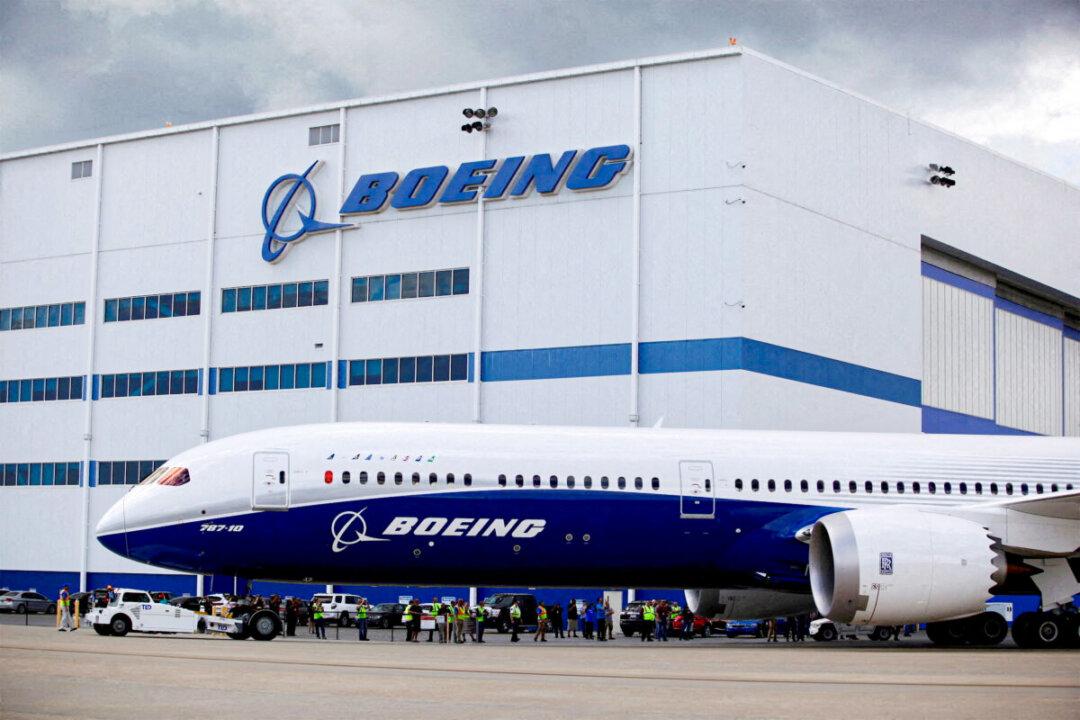 FAA Needs ‘Systemic Fix’ to Boeing 787 Dreamliner Production Issues