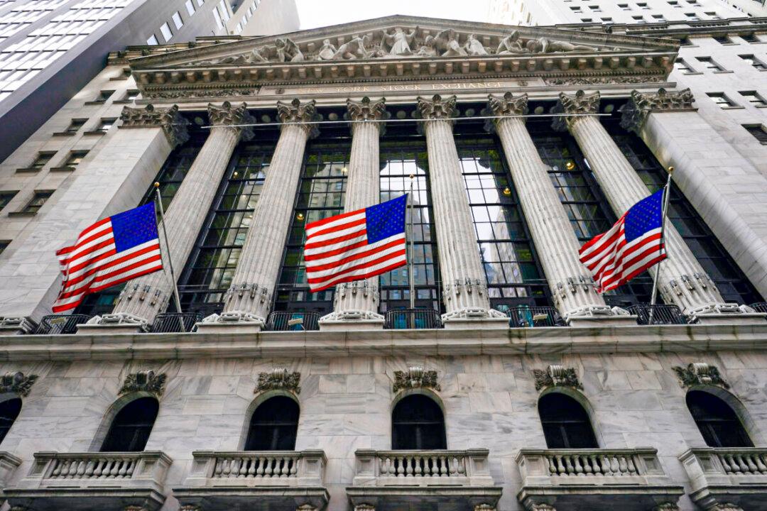 Stock Market Today: Wall Street Falls to Close out Its First Losing Week in the Last 6