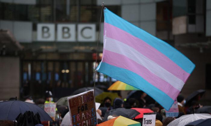 Newly Recruited BBC Journalists Told to Lobby MPs and Protest on Transgender Rights
