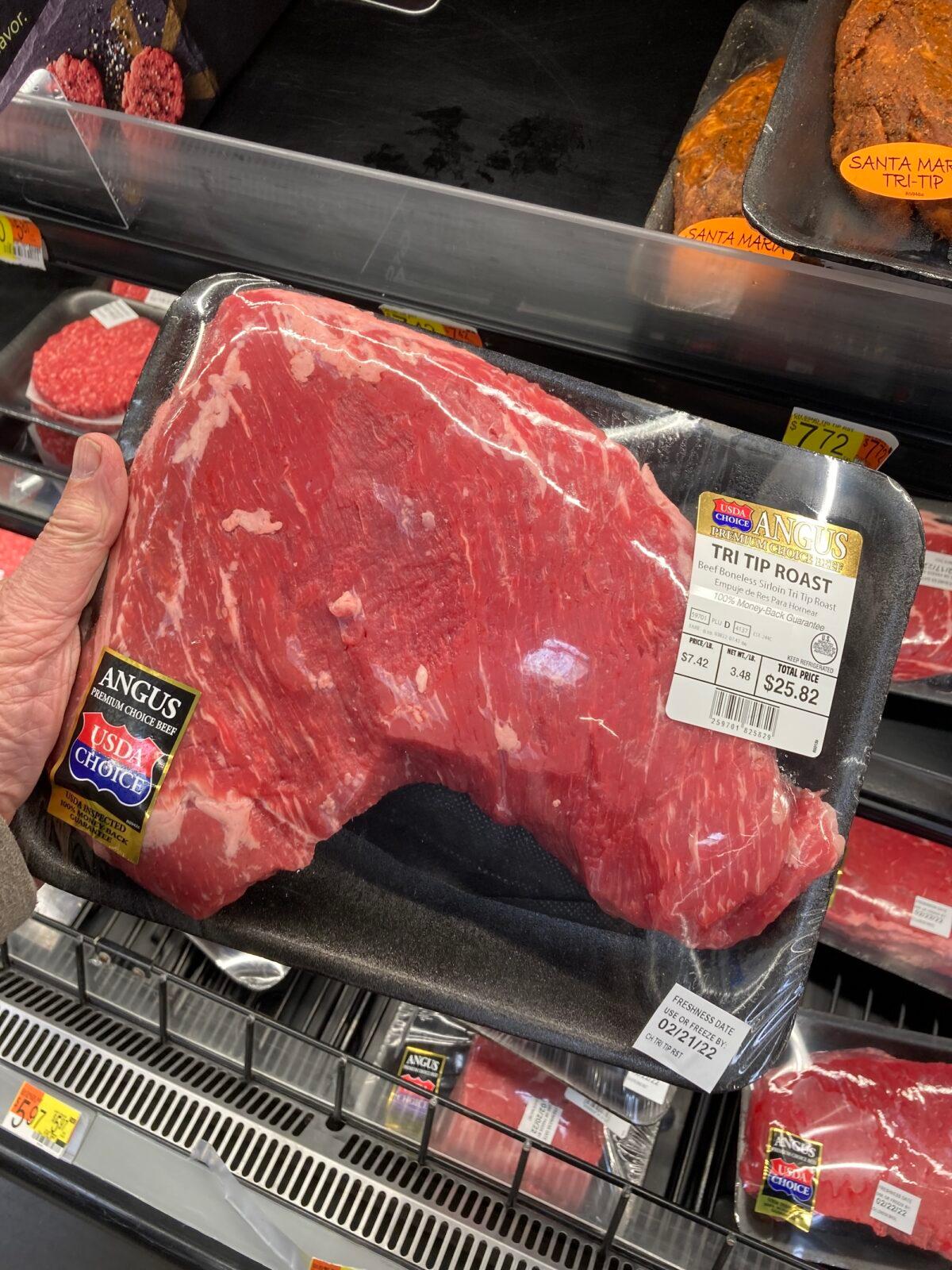 A 3.48-pound package of beef roast sold for $25.82 at Walmart in Flagstaff, Ariz., on Feb. 17, 2022. (Allan Stein/The Epoch Times)