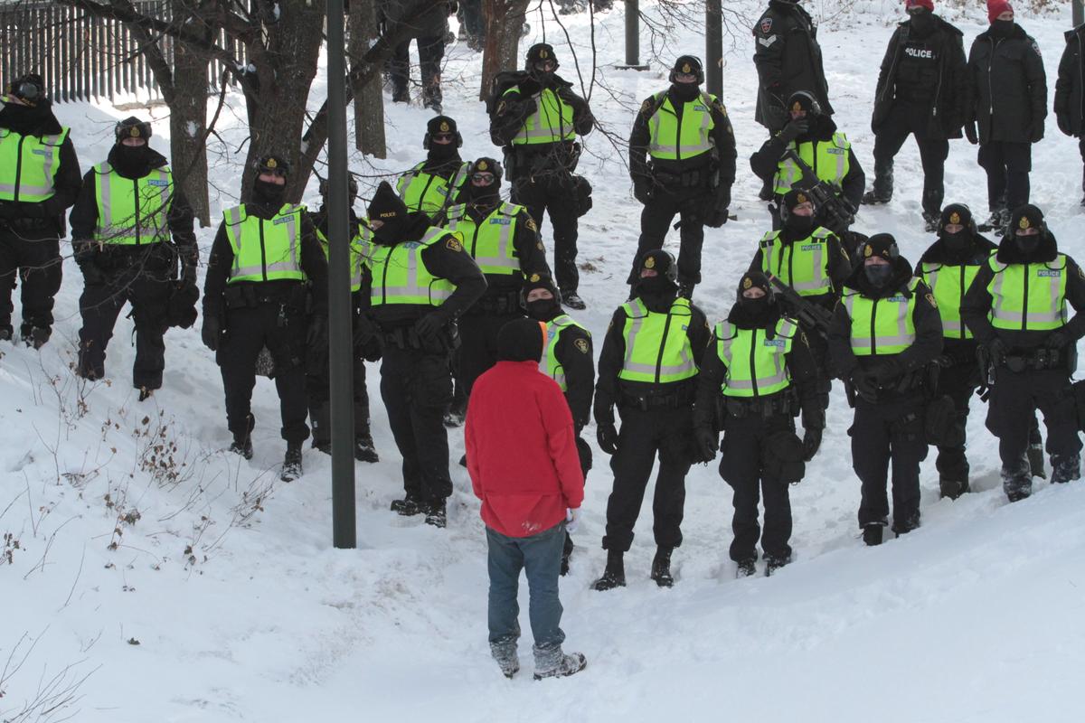 Photos: Hundreds of Police Working to Break Ottawa Protesters