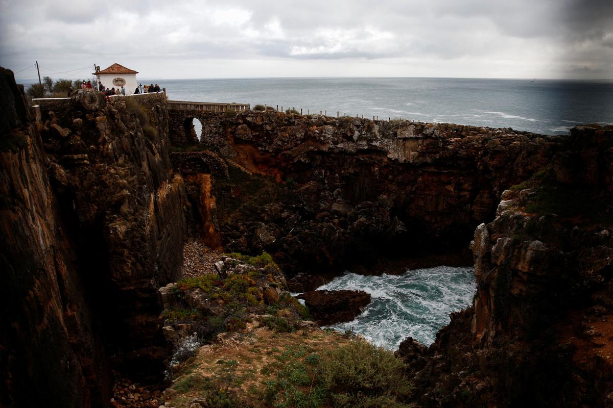 Serbian Ambassador to Portugal Dies After Falling Off Cliff